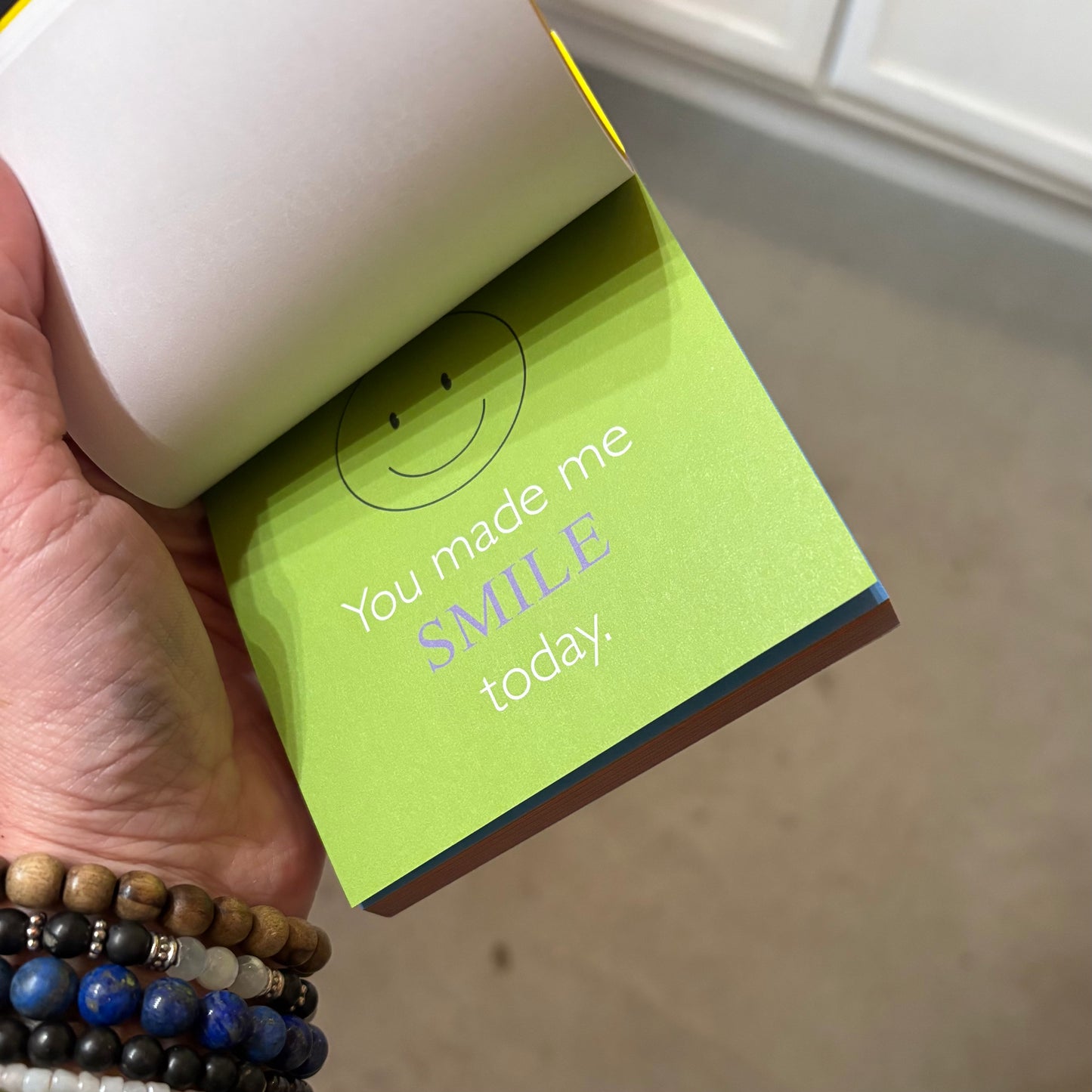 {Instant} Happy Notes! - 101 sticky notes to make you smile