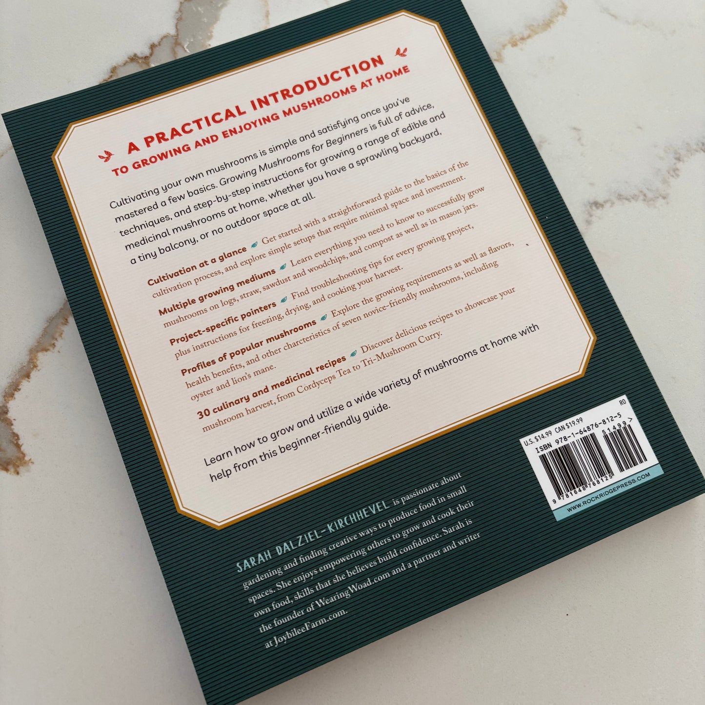 Growing Mushrooms for Beginners - A simple guide to cultivating mushrooms at home -Book by Sarah Dalziel-Kirchhevel - The Hippie Farmer
