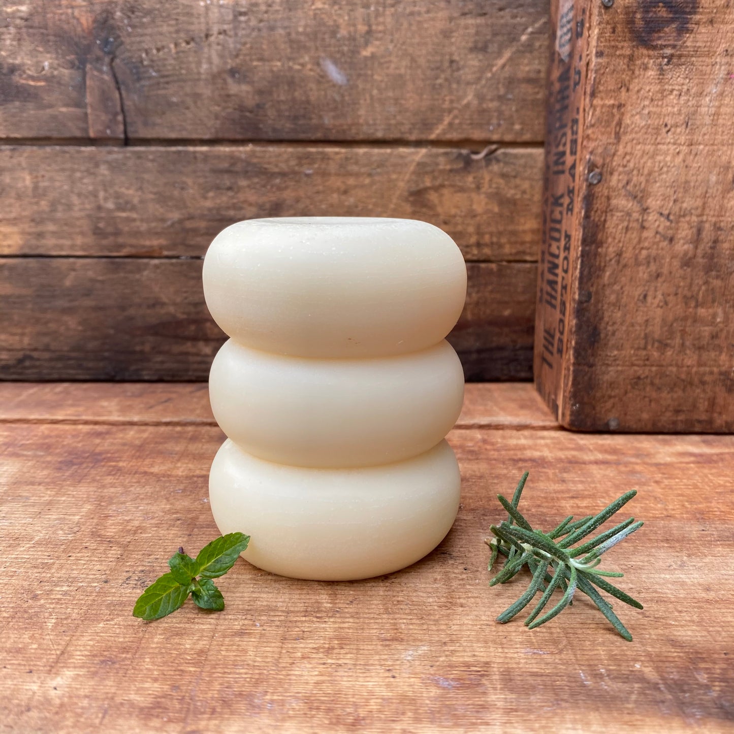 Solid Conditioner Bar - Peppermint Rosemary Essential Oil - with Keratin & Honeyquat - The Hippie Farmer