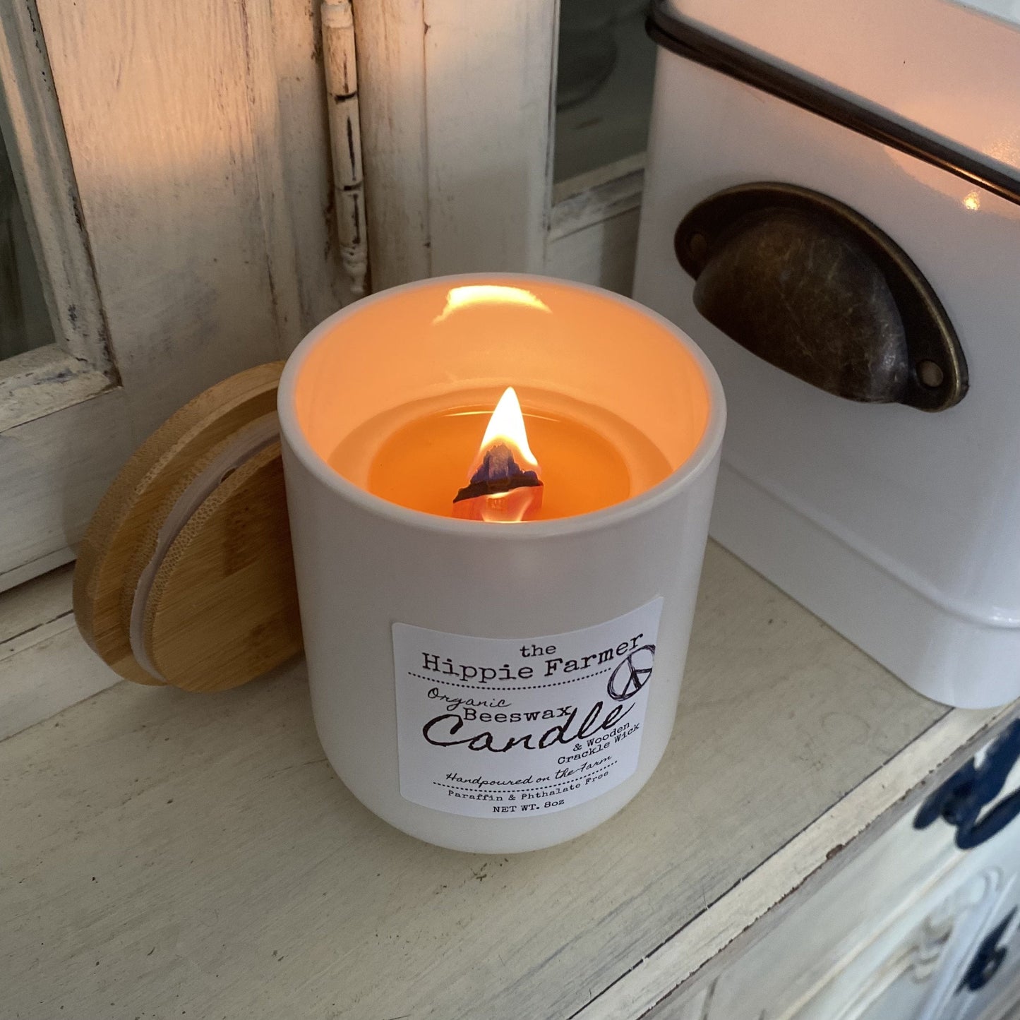 Organic Beeswax Candles with Wooden Crackle Wick - Lemon Essential Oil - The Hippie Farmer