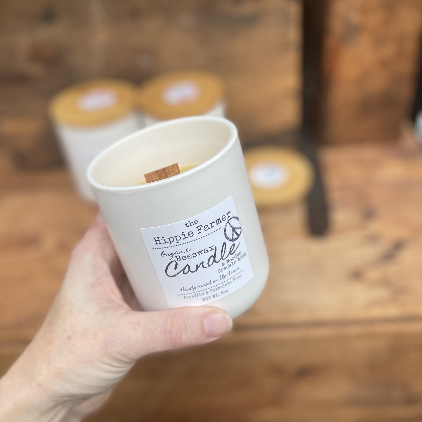 Organic Beeswax Candles with Wooden Crackle Wick - Lemon Essential Oil - The Hippie Farmer