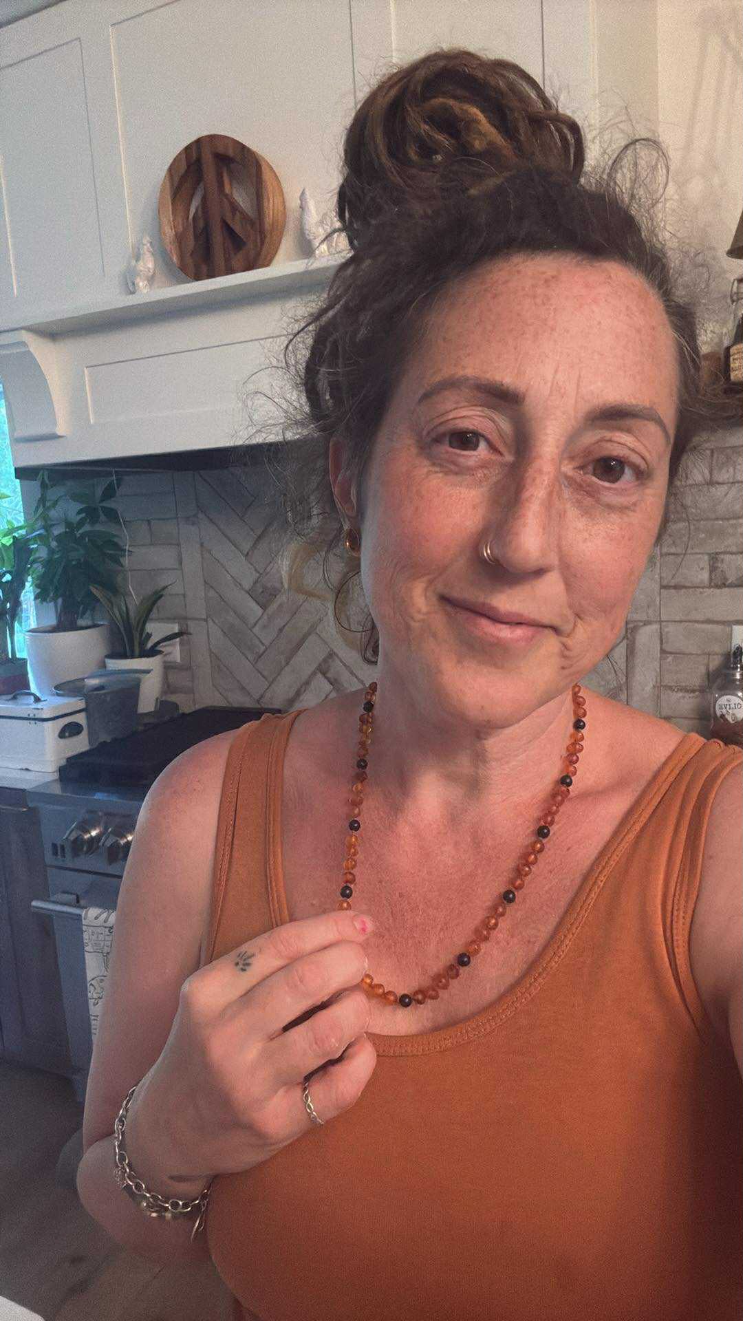 Body Oils & Perfumes