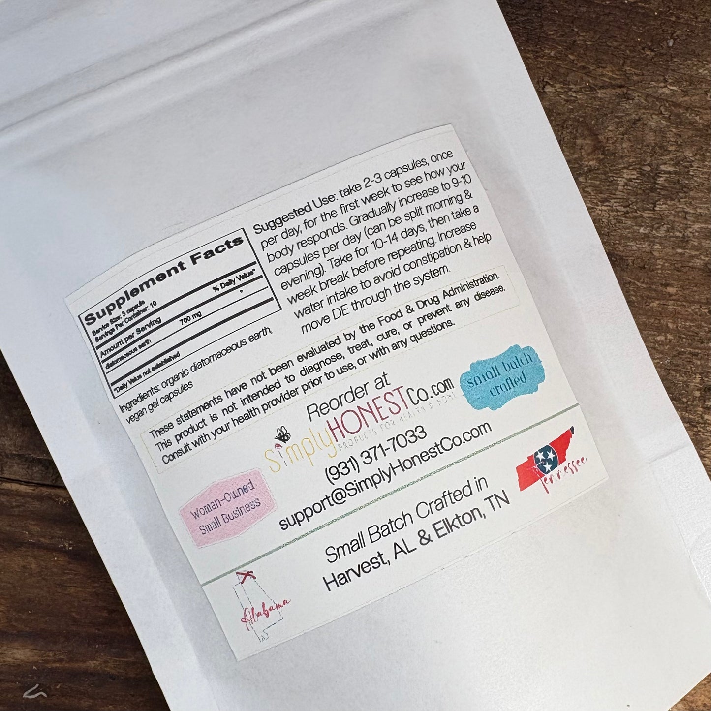 Organic Diatomaceous Earth (30 Capsules - 700mg each) by Simply Honest Co.