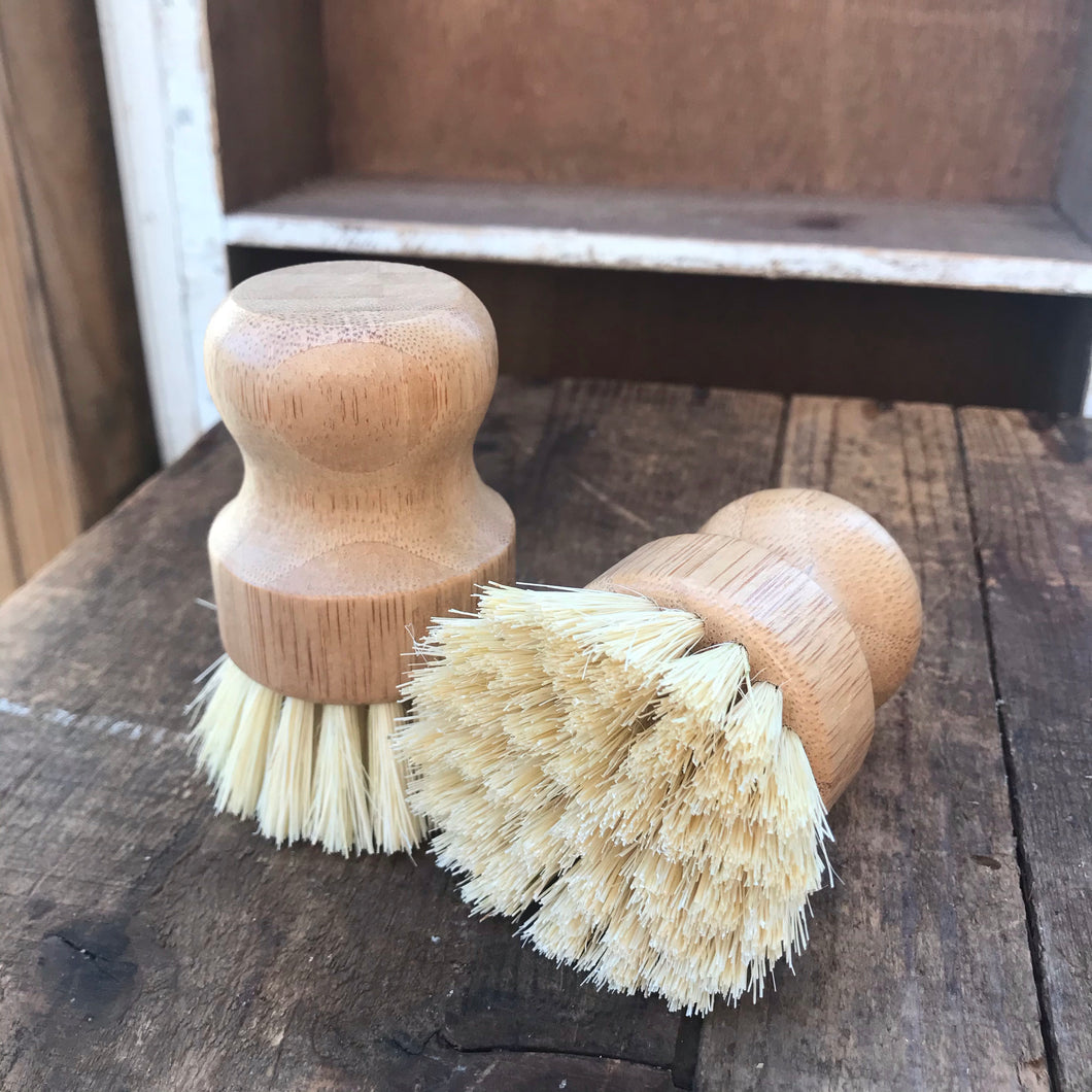 Bamboo Mini Scrub Brush with Coconut Bristles - The Hippie Farmer